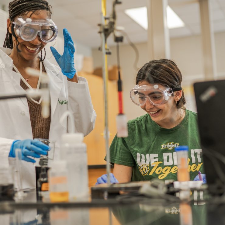 Chemistry Students in lab